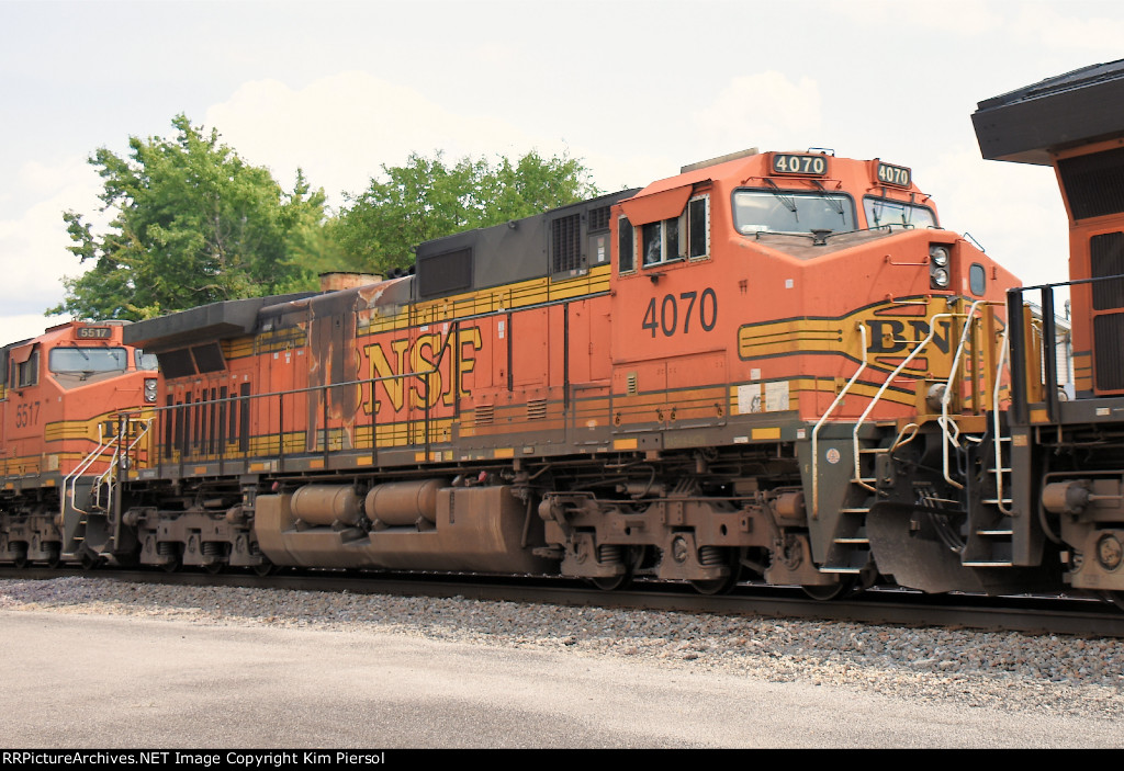 BNSF 4070